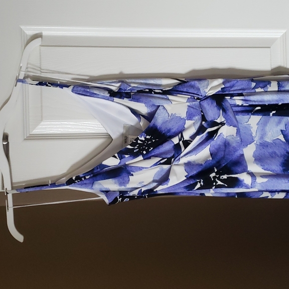 Wisp maxi dress bought from Stitch Fix.  Excellent used condition.  Wore 1 time. - Picture 2 of 3